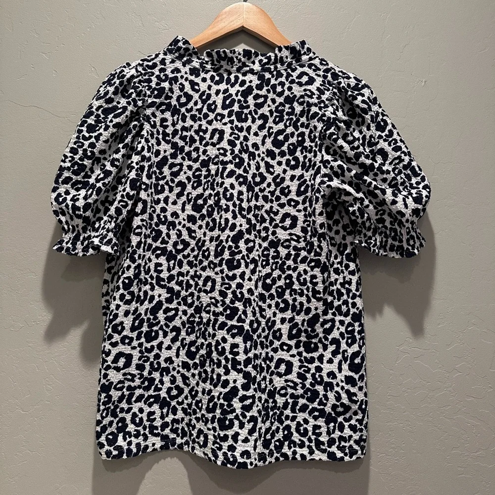 Loft‎ Leopard Print Short Puff Sleeve Blouse Top Size Small